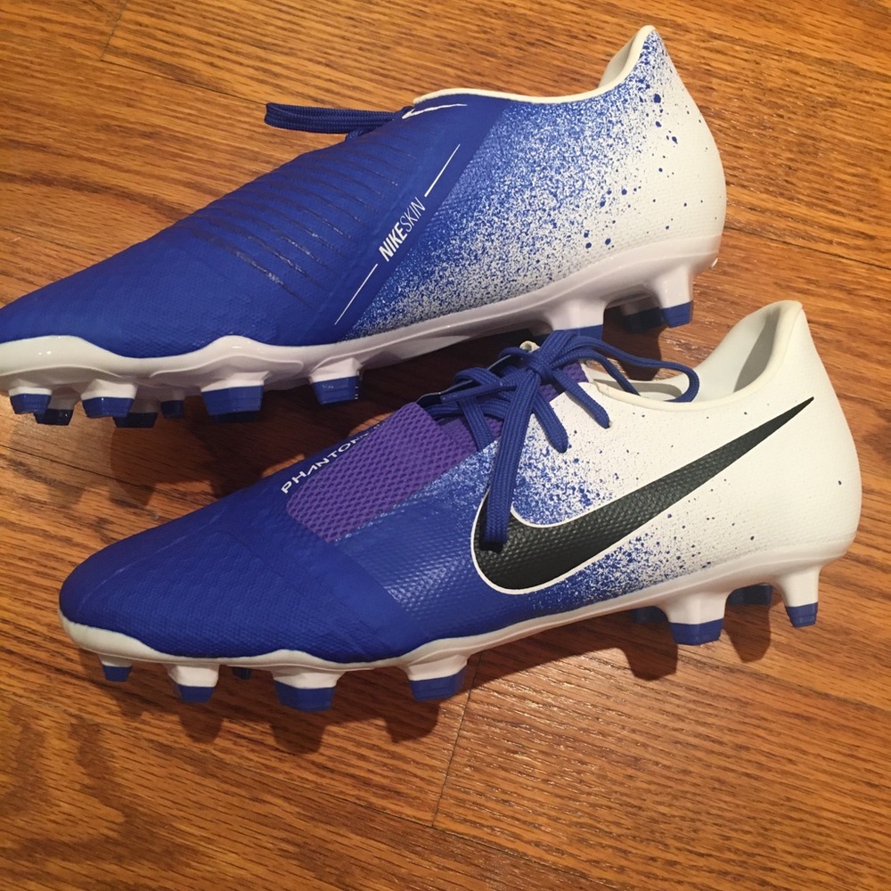 Brand New Nike Phantom Soccer cleats